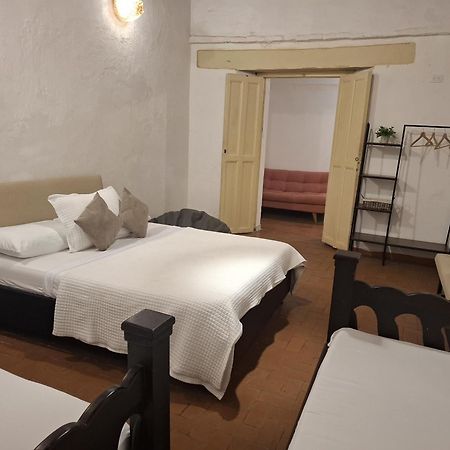 Lotus Central Hotel Санта-Марта Экстерьер фото